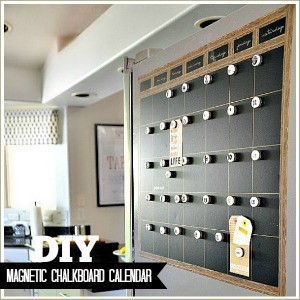 DIY Chalkboard Magnetic Calendar