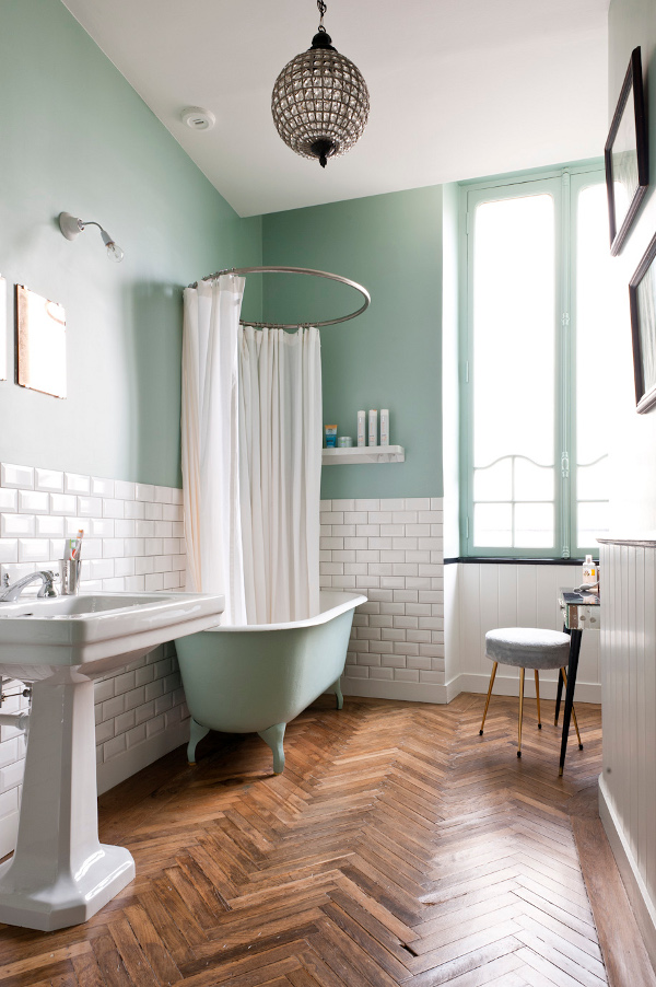 Interior design, summer, trends for 2018 bathroom color schemes The Boldest Bathroom Color Schemes to Explore this Summer french contemporary apartment mint bathroom
